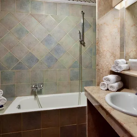 Isa-apartments With Air Conditioning In Sos Alinos Aparthotel 3*